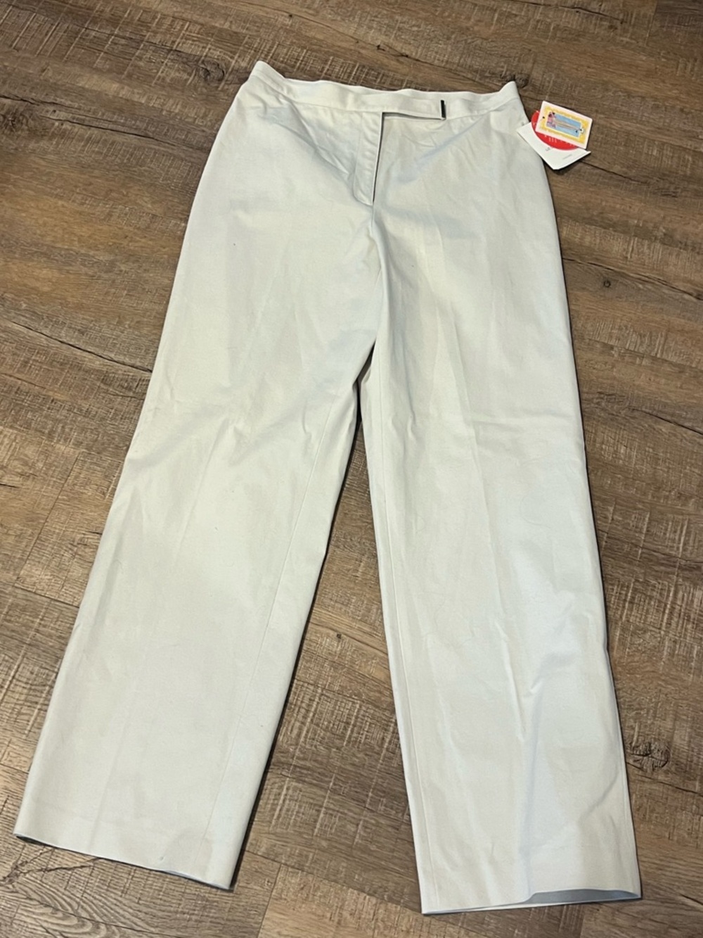 Nwt woman’s 12 Liz Claiborne tan Wide-Leg Trousers pants care free